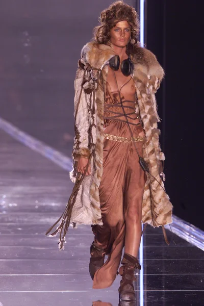 Look 40